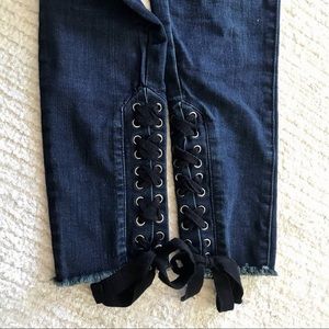 Seven7 brand jeans with lace detail at ankle Size6